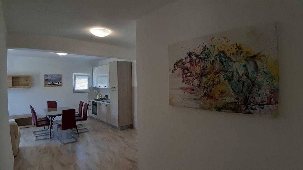 Relax Apartment Starigrad Exterior photo